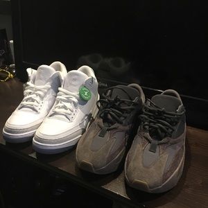 Jordan 3 Yeezy 700